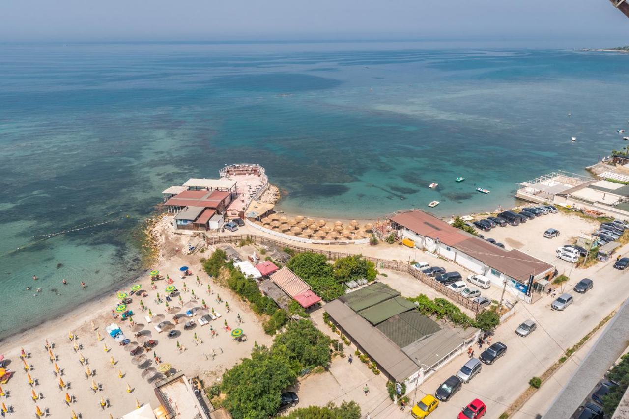 Spectacular Seaview Penthouse Apartment Durres Exterior photo